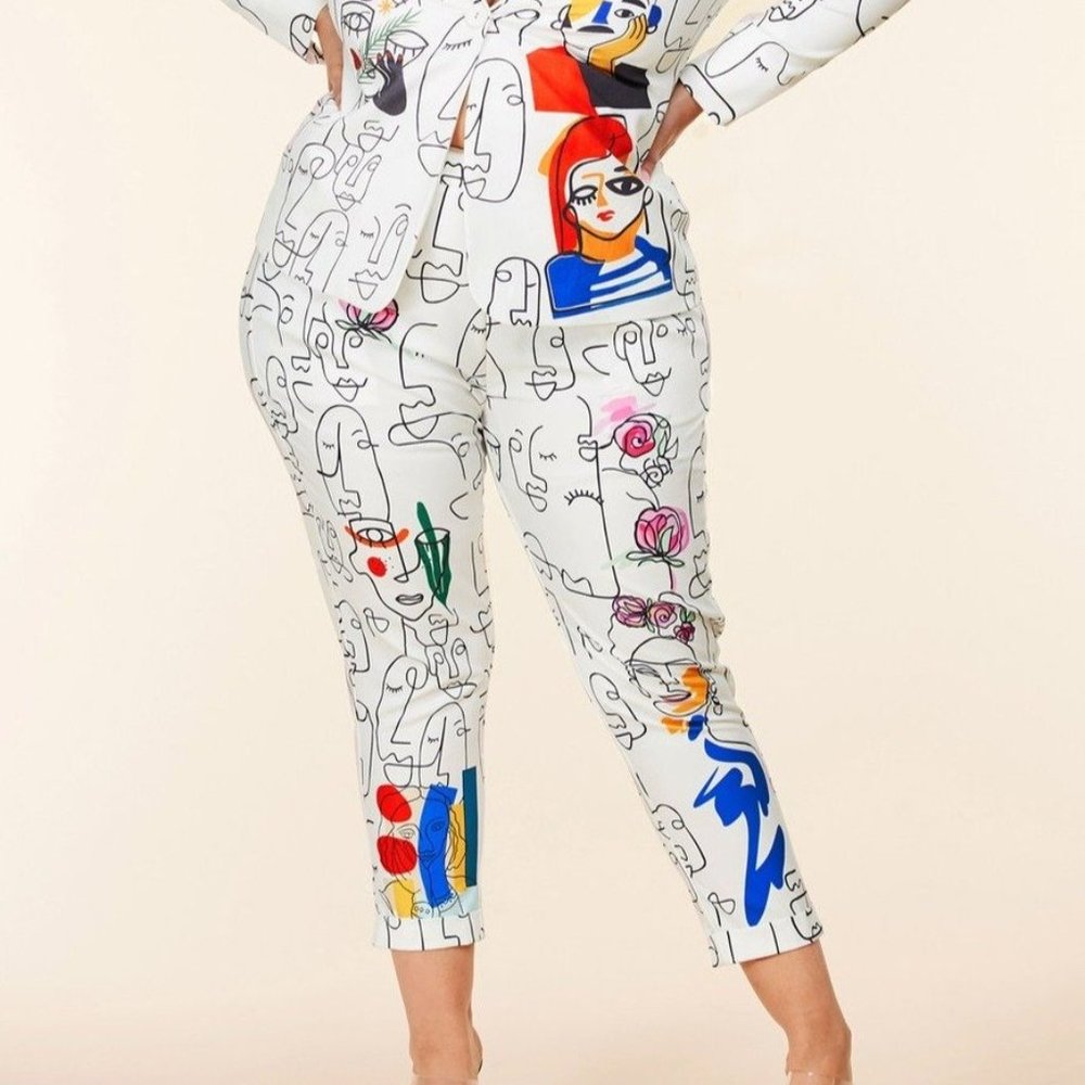 Host Pick⭐⭐FACE PRINT PANTSUIT - PLUS💋💋💋 - Picture 2 of 8